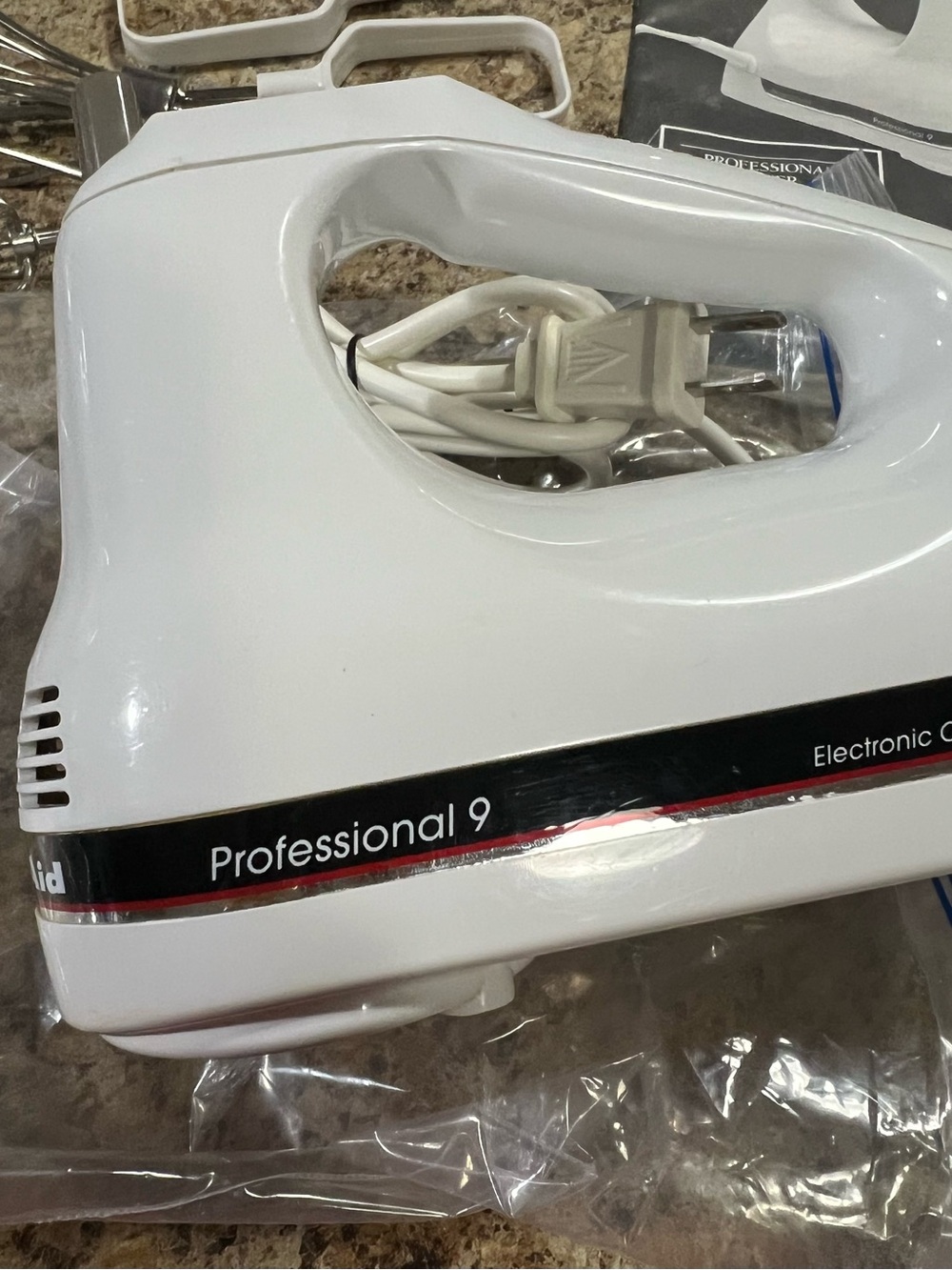 Kitchen Aid Mixer - Picture 2 of 10
